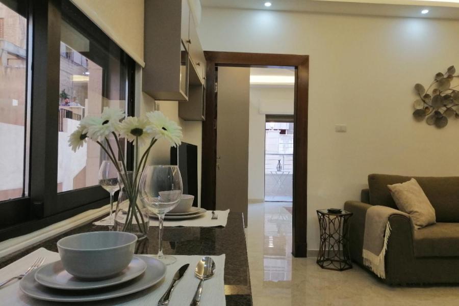 Executive Apartments Амман Экстерьер фото